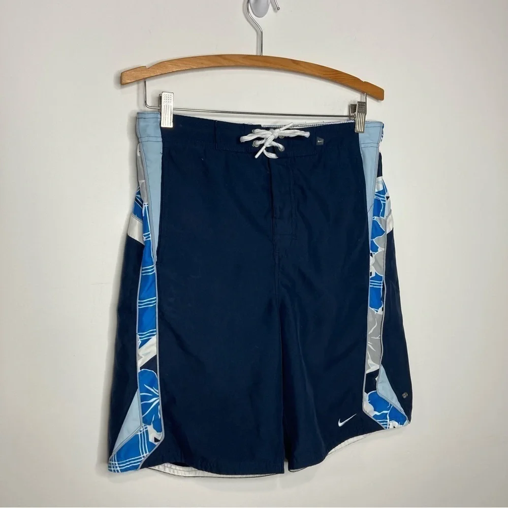Nike board Shorts Size‎ medium